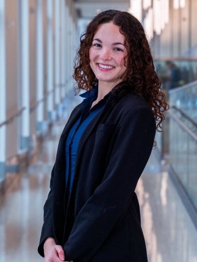 headshot of Camila Manrique